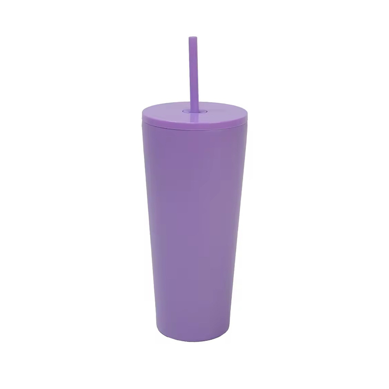 Taza de café de acero inoxidable portátil aislado