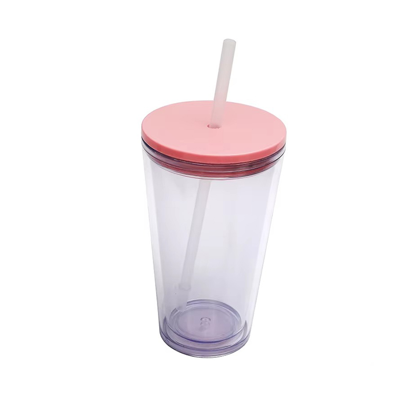 Pequeño vaso de plástico duradero liviano